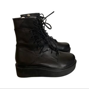 UNIF Dox Platform Boots